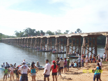 Após queda de ponte, 8.000 pessoas continuam isoladas no MT