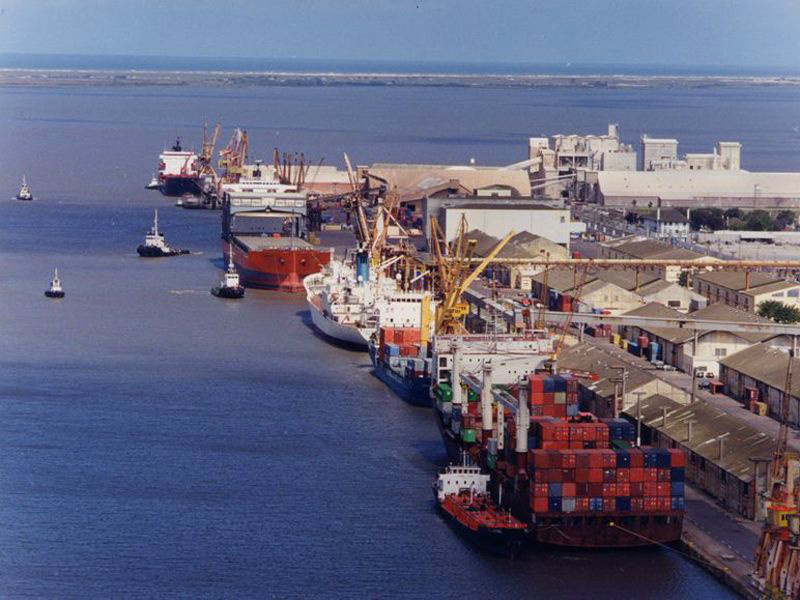 Exportações do País têm melhor resultado do ano com saldo de US$ 1,2 bi em julho Exportações do País têm melhor resultado do ano com saldo de US$ 1,2 bi em julho