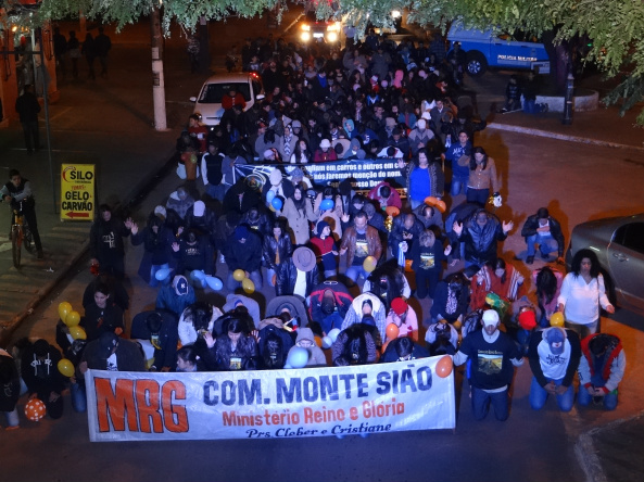 Evangélicos são 36,1% da população religiosa em Amambai Os evangélicos são 36,1% em Amambai / Foto: Moreira Produções