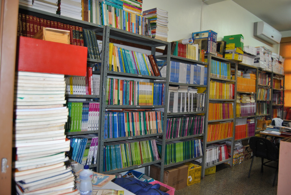 A Escola Estadual Dom Aquino Corrêa o problema é a falta de um espaço maior e melhor organizado para atendimento dos alunos. Foto: Moreira Produções.