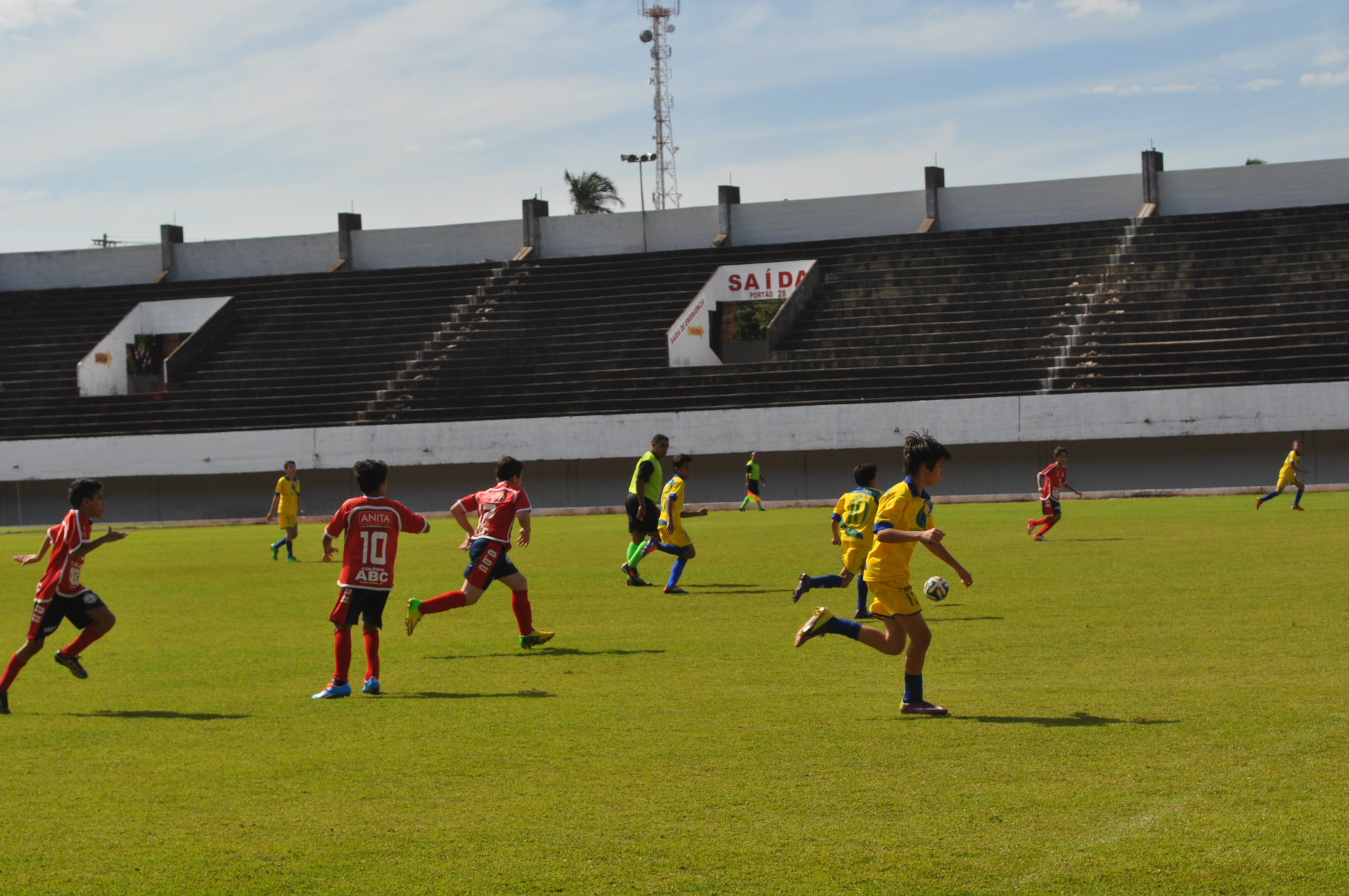 Time de MS faz amistoso com o Santos no aniversário de Campo Grande