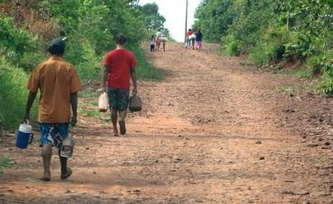 Rodovia MS-386 no trecho que liga Amambai a Ponta Porã está bloqueada