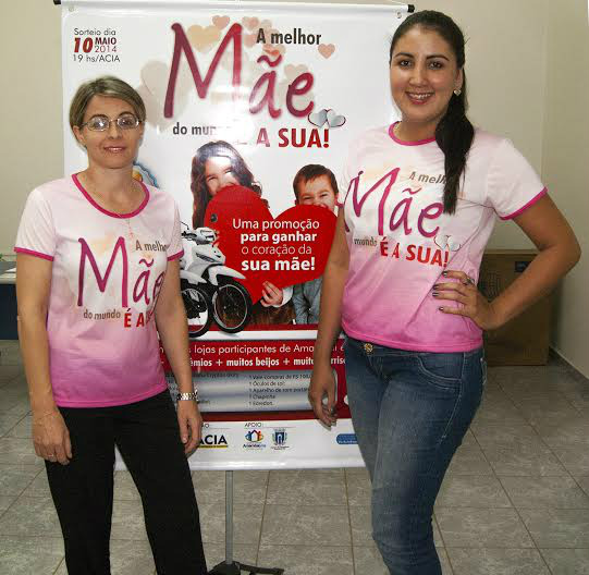 ACIA e comércio de Amambai oferecem campanha do Dia das Mães Sonia (E) e Maiara, secretárias da ACIA.