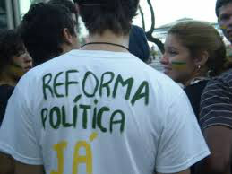 Presidência retoma debates com a sociedade sobre reforma política Presidência retoma debates com a sociedade sobre reforma política