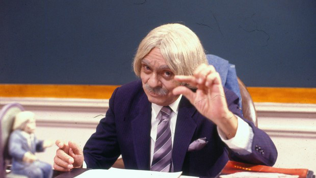 Chico Anysio morre aos 80 anos - veja vídeos de seus personagens O personagem mais famoso de Anysio foi o Professor Raimundo (Foto: CGCom/TV Globo)
