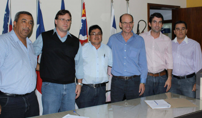 Acordo para convênio foi firmado na segunda-feira, dia 19, na Câmara de Vereadores de Amambai.