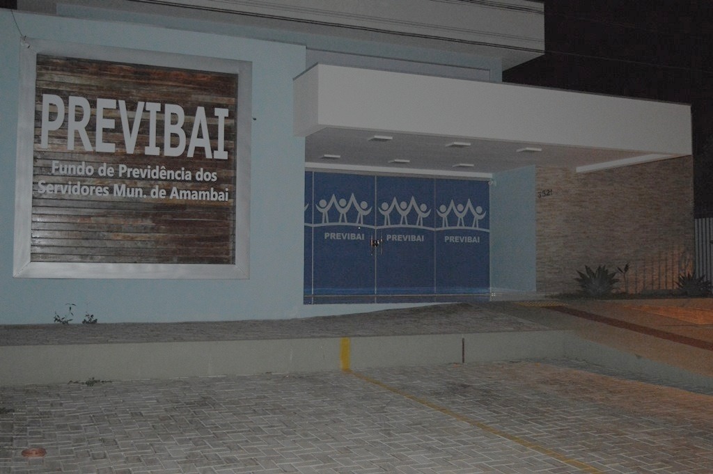 Vereador requer informações sobre movimentação financeira do Previbai Fachada do prédio do Previbai / Foto: Arquivo/Moreira Produções
