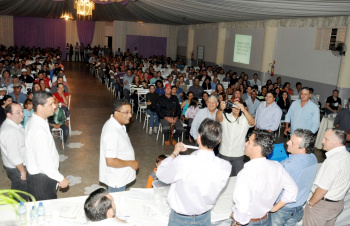 Prefeitura de Amambai entrega mais 104 terrenos Prefeitura realizou o sorteio de 104 terrenos do Residencial dos Ipês.