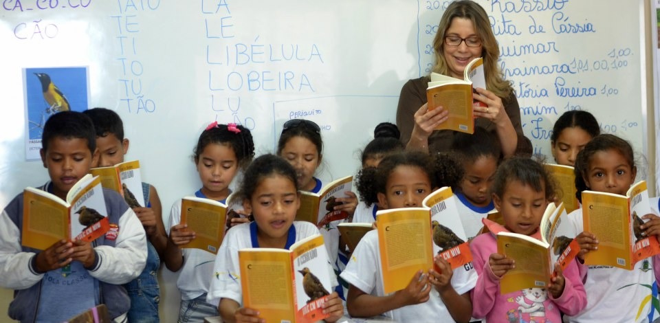 Atualmente, mais de 14 milhões de alunos são beneficiados pelo programa em todo o País - Foto: Elza Fiúza/Arquivo/Agência Brasil.
