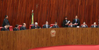 Coligação Com a Força do Povo é multada em R$ 5 mil Coligação Com a Força do Povo é multada em R$ 5 mil