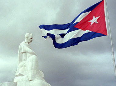 Líderes latino-americanos prometem respeitar forma de governo de Cuba