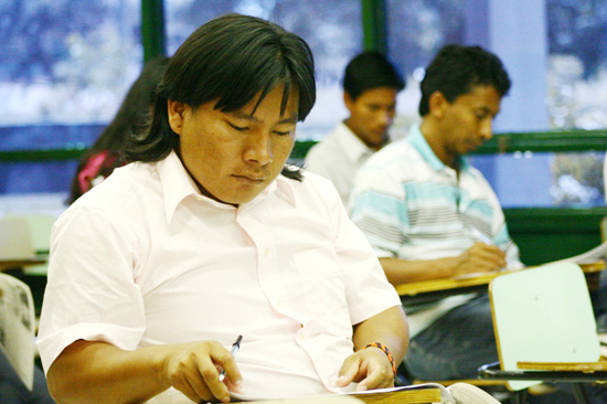 Comunidade indígena começa a discutir a criação no país de instituição de educação superior intercultural (foto: www.seduc.ro.gov.br)