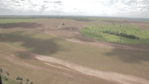 Após sobrevoo na região do rio da Prata, Imasul notifica duas propriedades Uma das propriedades sobrevoadas na região / Foto: Semagro