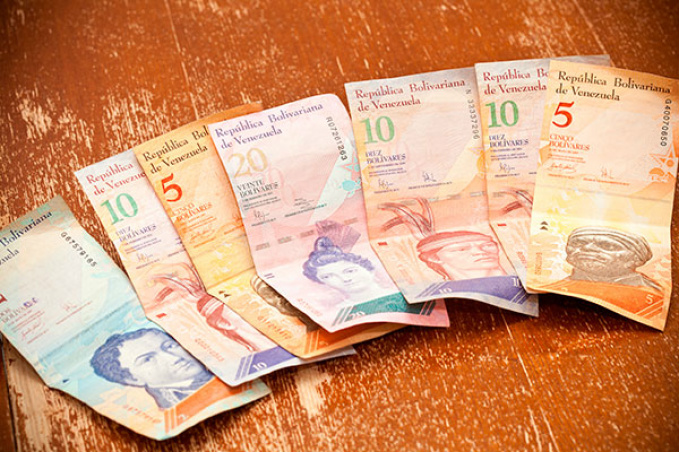 Salário mínimo na Venezuela aumenta 30% a partir de novembro Salário mínimo na Venezuela aumenta 30% a partir de novembro