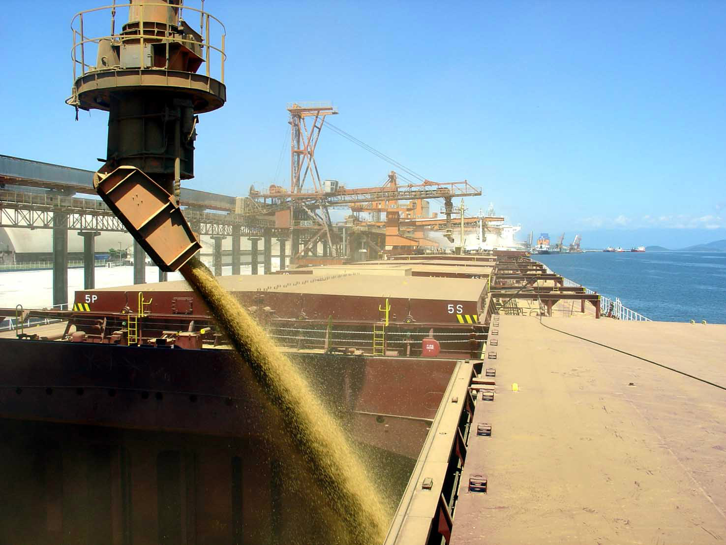 Números da exportação de grãos são destaque no lançamento de Bienal em Goiânia Números da exportação de grãos são destaque no lançamento de Bienal em Goiânia