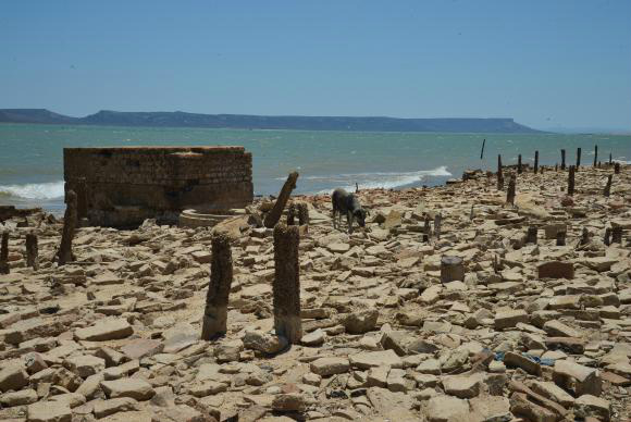 Cidade Nova - Seca expõe ruínas de cidades inundadas para a construção da barragem de Sobradinho, no fim da década de 1970