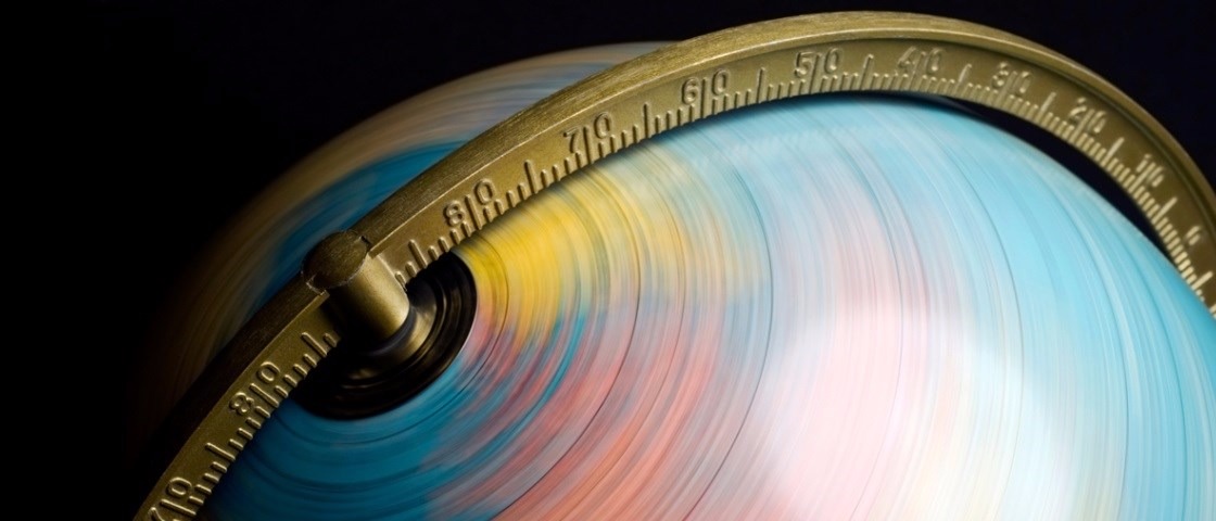 Se a Terra está girando a 1,7 mil km/h, como é que não sentimos nada? Foto: Divulgação