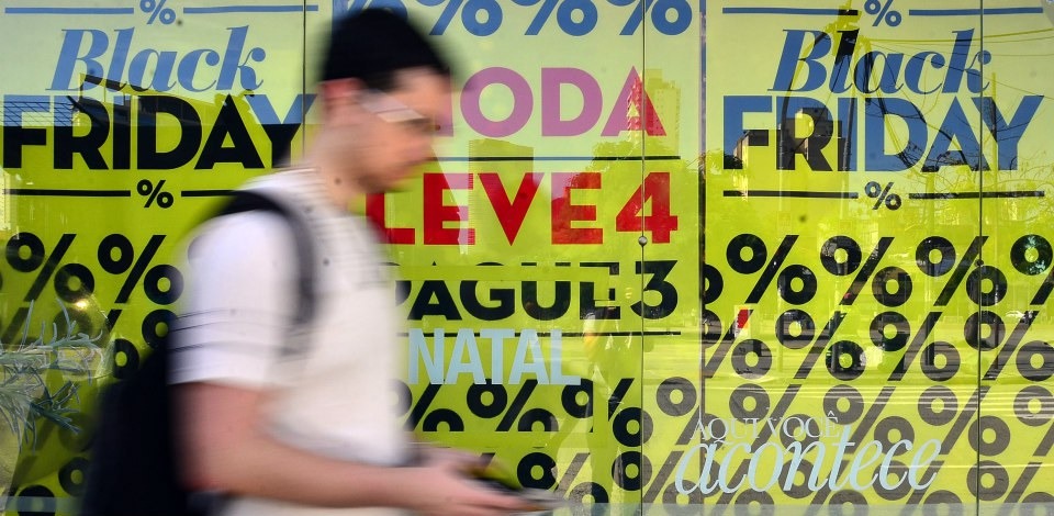 Black Friday: saiba o que fazer em caso de problemas com as compras Consumidores devem ficar atentos aos produtos oferecidos - Foto: Arquivo/Agência Brasil