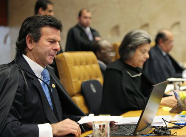 STF retoma julgamento do mensalão com votos de oito ministros sobre lavagem