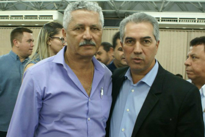 Empresas querem investir R$ 2 milhões nas regiões de Caarapó e Juti Prefeito de Caarapó Mário Valério e o governador Reinaldo Azambuja. Foto: Dilermano Alves