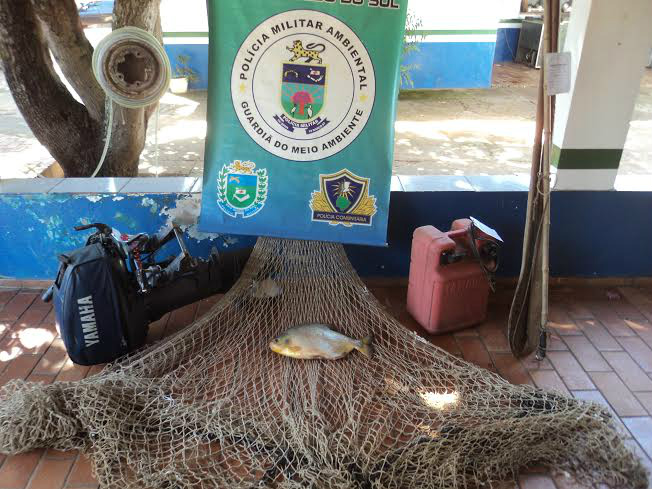 PMA prende infrator pescando em cachoeira com tarrafa no rio Taquari