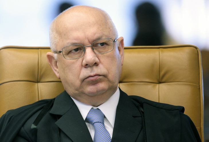 Ministro Teori Zavascki manda soltar ex-diretor da Odebrecht