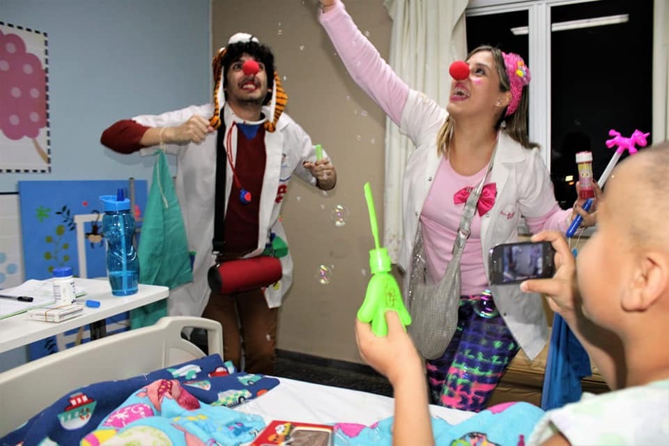 Capacitação para levar alegria a hospitais acontece em Amambai nos dias 23 e 24
