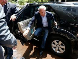 Barroso autoriza Dirceu a passar recesso de fim de ano em Minas Gerais Barroso autoriza Dirceu a passar recesso de fim de ano em Minas Gerais