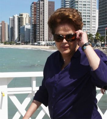 Dilma cancela participação em evento empresarial em São Paulo Dilma cancela participação em evento empresarial em São Paulo