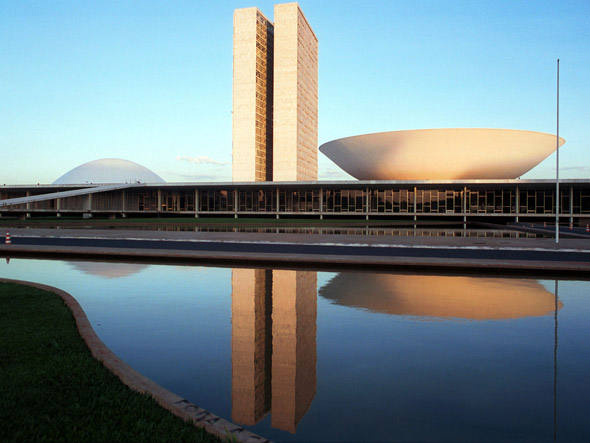 Parlamentares não comparecem à reunião de comissão especial para análise de MP