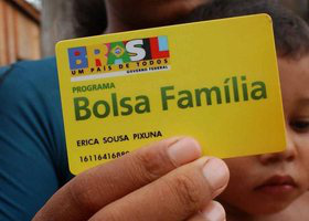 Caixa informa que saque do Bolsa Família está normal