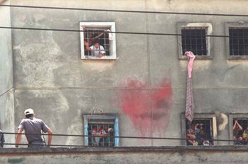 Promotor pede condenação de 15 envolvidos no massacre do Carandiru