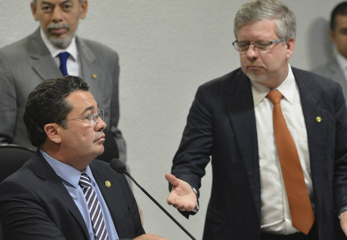 PF faz buscas na casa de ministro do TCU e de ex-presidente da Câmara O ex-senador e atual ministro do Tribunal de Contas da União (TCU) Vital do Rêgo e deputado federal Marco Maia (PT-RS)Foto: Divulgação