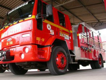 Corpo de Bombeiros dá dicas de segurança para banhistas com a chegada do feriado Corpo de Bombeiros dá dicas de segurança para banhistas com a chegada do feriado