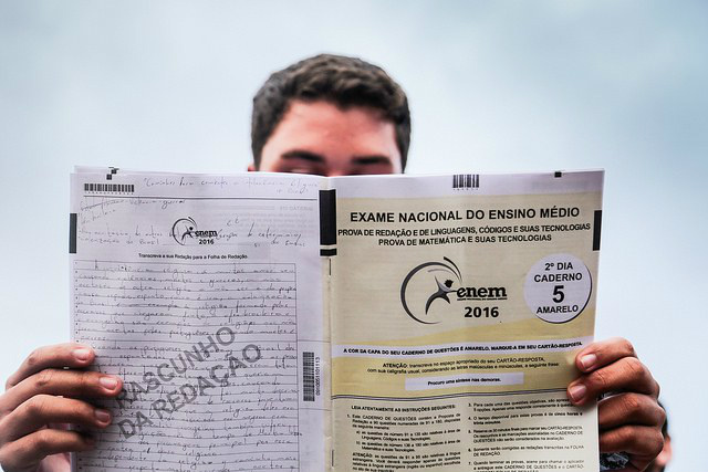 Cerca de 277 mil candidatos fizeram as provas. Gabarito oficial é divulgado na quarta-feira (7)Foto: Divulgação
