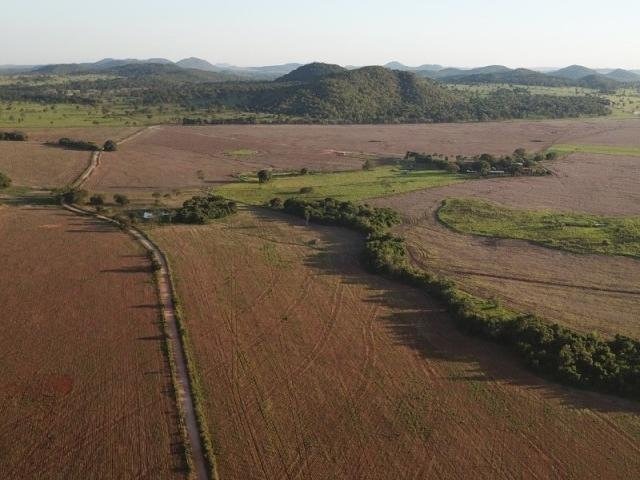 Avanço da agricultura coloca em risco mais áreas de preservação de Bonito Área desmatada distante aproximadamente a 20 quilômetros da área urbana de Bonito. (Foto: Direto das Ruas)