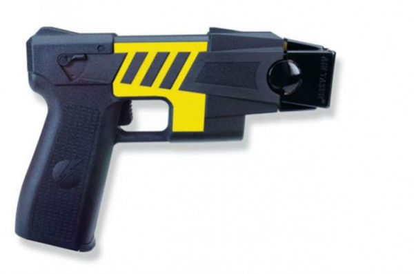 Em Florianópolis, Taser faz mais uma vítima Em Florianópolis, Taser faz mais uma vítima