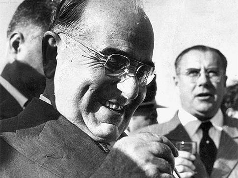 Getúlio Vargas: 59 anos do suicídio do ex-presidente Gaúcho que governou o Brasil por duas vezes se matou no dia 24 de agosto de 1954, no Palácio do Catete, no Rio de Janeiro (Foto: etno.com.br)