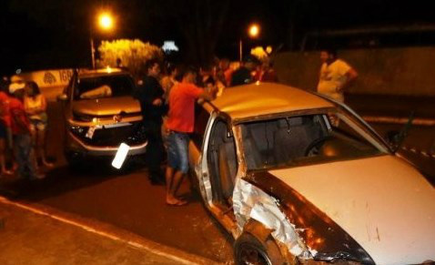 O acidente ocorreu no cruzamento das ruas  José Bonifácio e Marechal Floriano / Foto: Carlos Nascimento