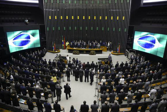 Os futuros deputados foram eleitos por 28 partidos políticos e representam a população dos 26 estados e do Distrito Federal no Congresso Nacional Arquivo Agência Brasil
