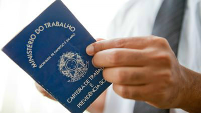 Trabalhador terá de contribuir por 49 anos para receber aposentadoria integral Foto: Divulgação