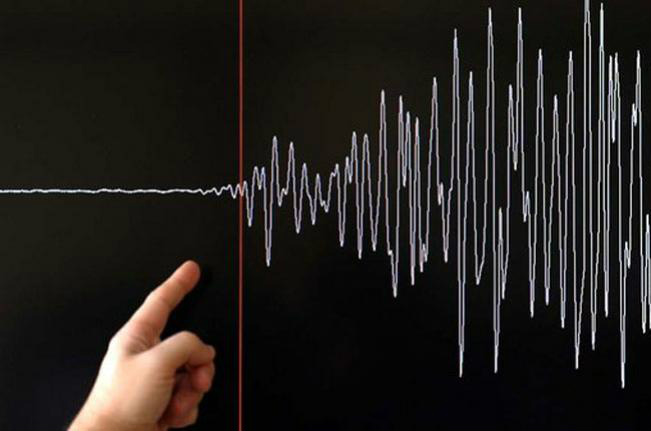 Japão é atingido por terremoto de 6,2 graus