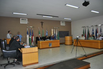 Plenário do legislativo municipal, durante sessão ordinária na segunda-feira (26)Foto: Moreira Produções