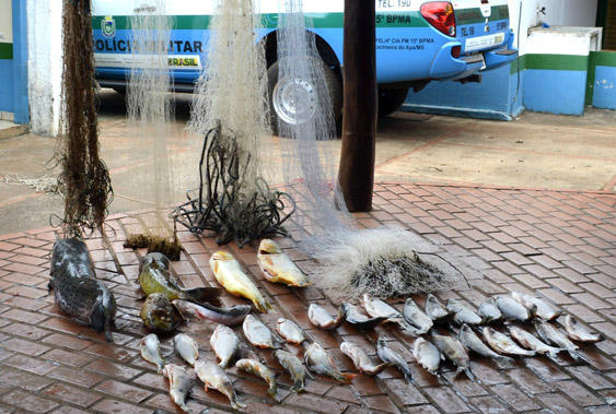 O balanço aponta que também reduziram as prisões em flagrante e a apreensão de petrechos e equipamentos