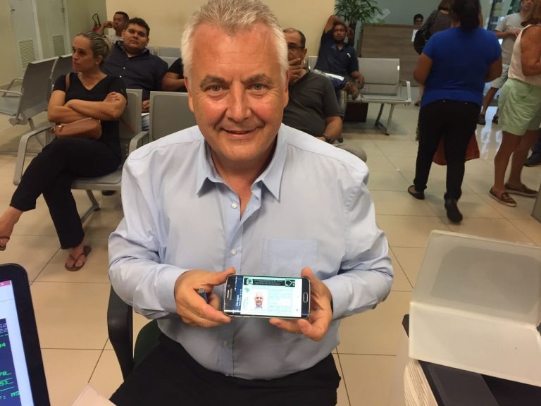 Mais de 196 mil condutores de Mato Grosso do Sul podem baixar CNH digital Carlos Kuntzel: inovação que beneficia o usuário do Detran
