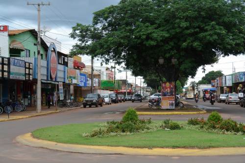 Dia das Crianças movimenta comércio de Amambai Foto: Moreira Produções.