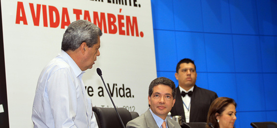Governador vai investir na formação dos jovens para reduzir mortes no trânsito