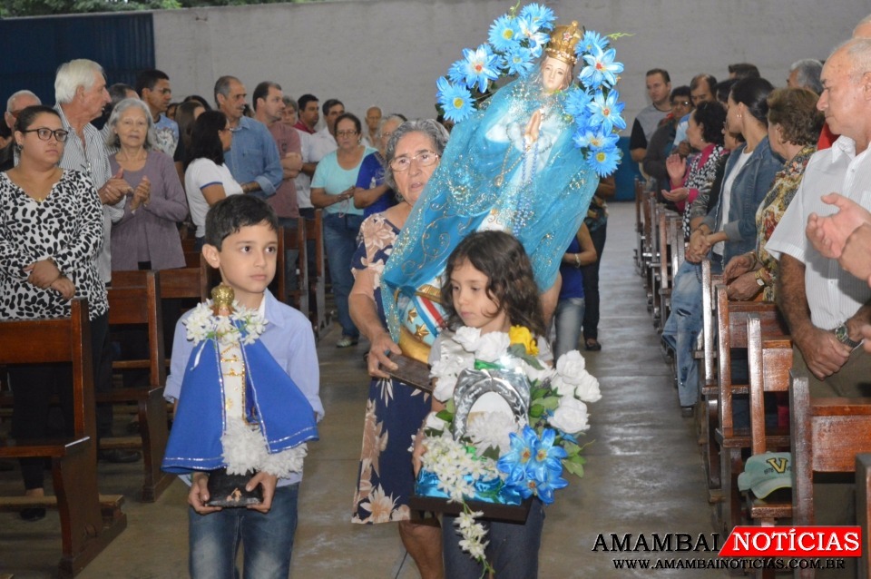 Virgem de Caacupé será homenageada com missa no dia 8 de dezembro Verônica Toledo mantém a tradição da família que perpassa gerações / Foto: Moreira Produções