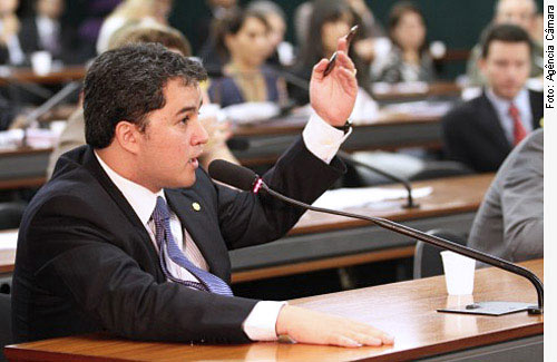 Relatório setorial do Orçamento 2012 pede reajuste para aposentados Relatório setorial do Orçamento 2012 pede reajuste para aposentados