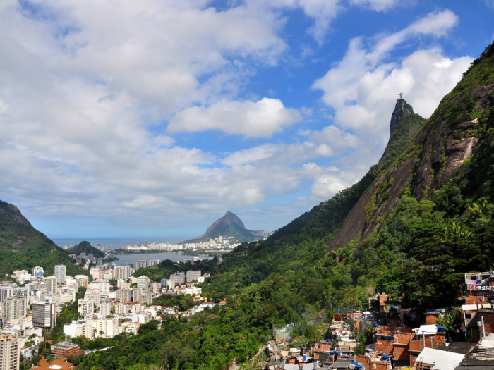 Copa: Turismo em favelas aumenta em até 30% Copa: Turismo em favelas aumenta em até 30%
